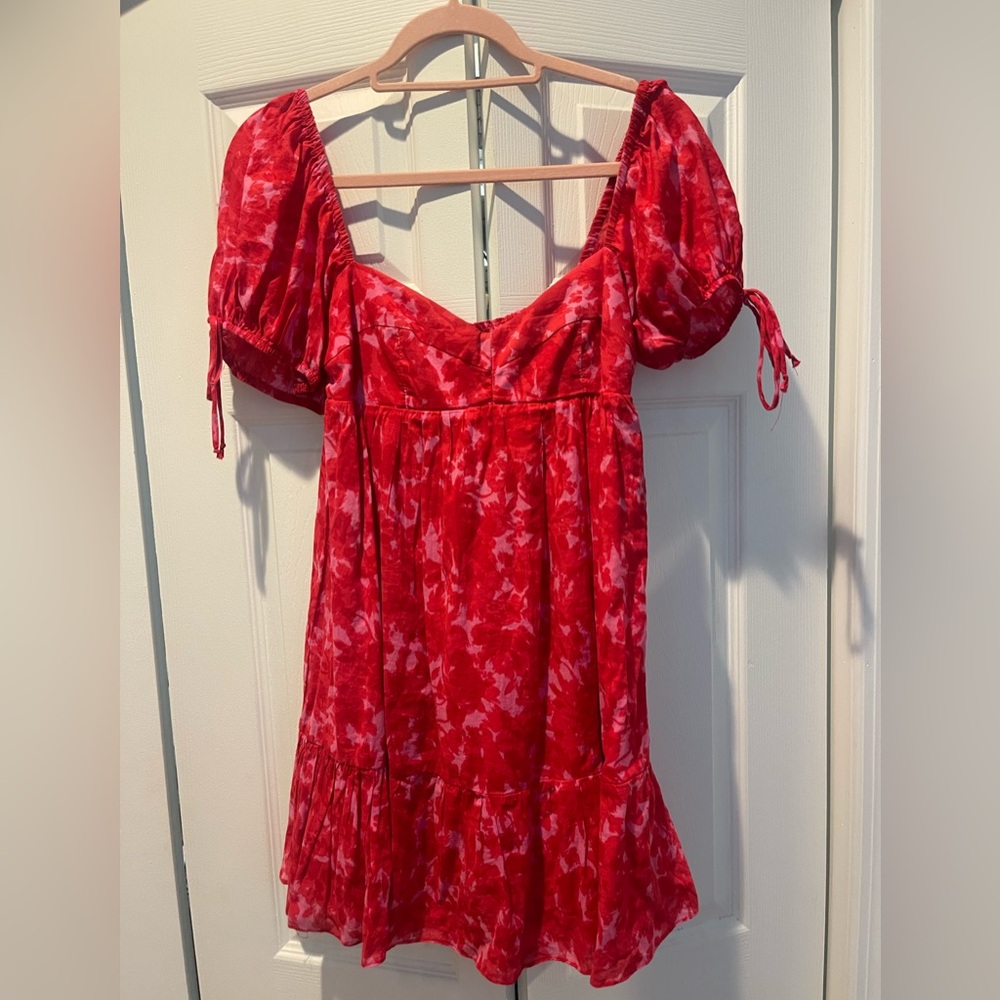 Red Floral Puff Sleeve Dress